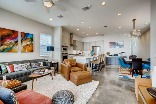 8507 Honeysuckle TRL, Austin, TX 78759