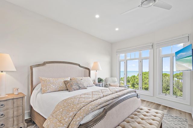 404 Kelly Plantation Drive 605, Destin, FL 32541