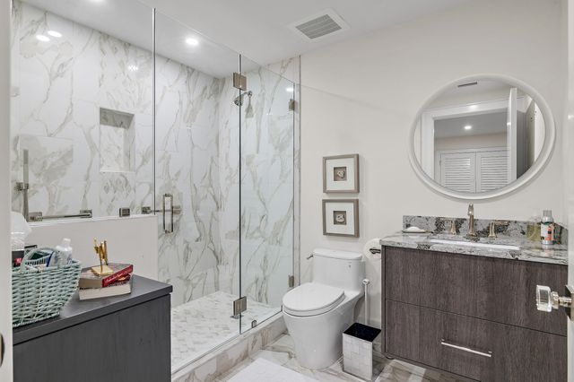 404 Kelly Plantation Drive 605, Destin, FL 32541