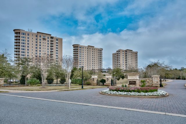 404 Kelly Plantation Drive 605, Destin, FL 32541