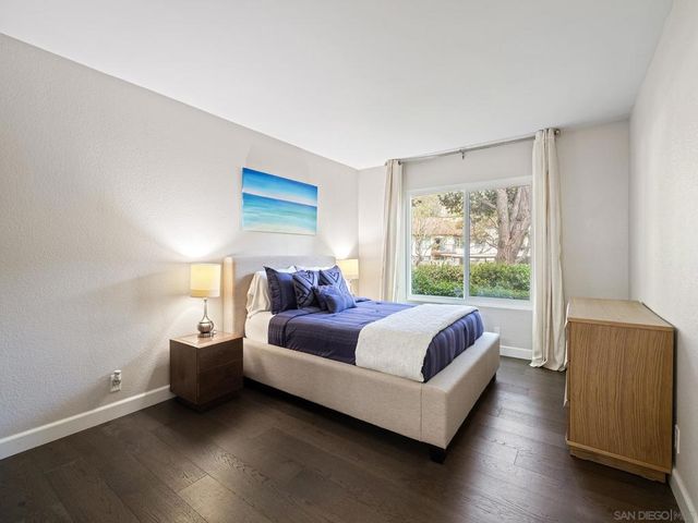 4080 Rosenda 210, San Diego, CA 92122
