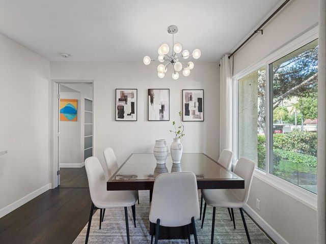4080 Rosenda 210, San Diego, CA 92122