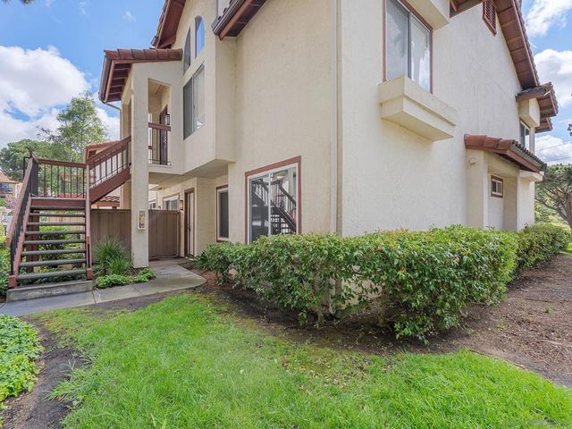 4080 Rosenda 210, San Diego, CA 92122