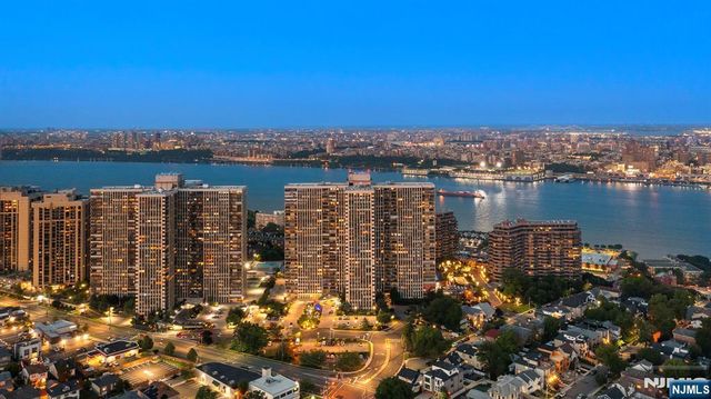 200 Winston Drive 3102, Cliffside Park, NJ 07010