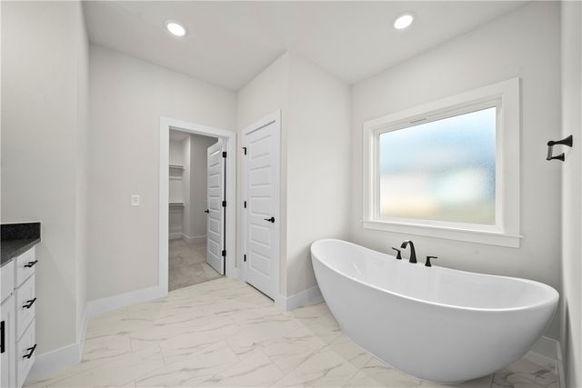 1130 Canyon Maple Street, Centerton, AR 72719