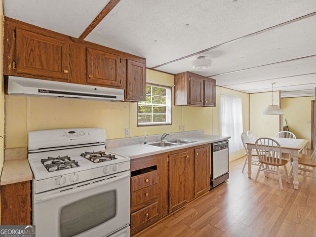 245 Brooks Road, Jackson, GA 30233