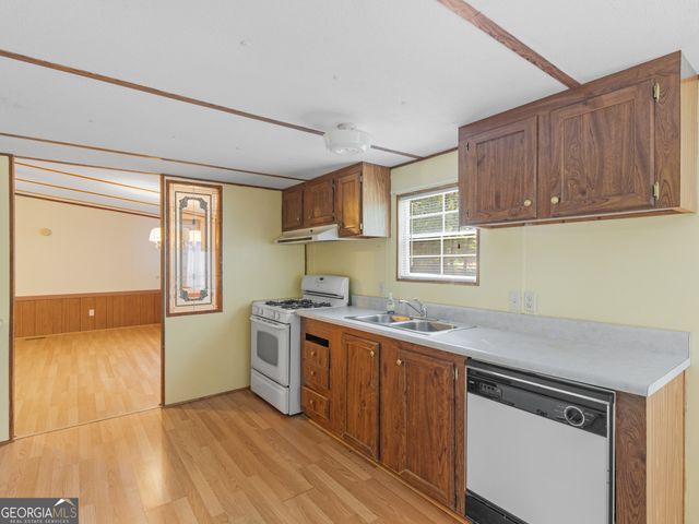 245 Brooks Road, Jackson, GA 30233