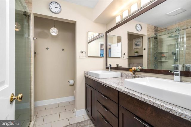 31-D CHICOPEE DR, Princeton, NJ 08540
