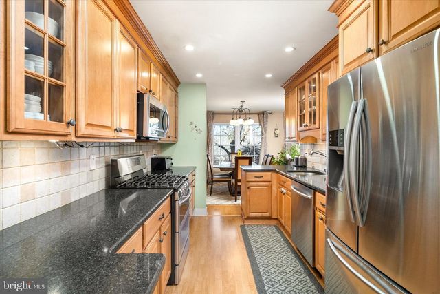 31-D CHICOPEE DR, Princeton, NJ 08540