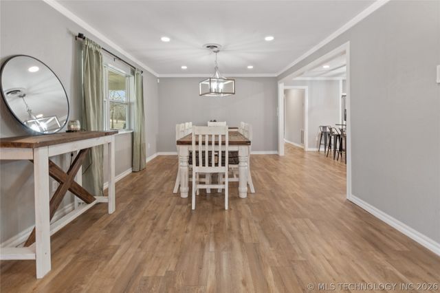 2584 Seminole, Sulphur, OK 73086