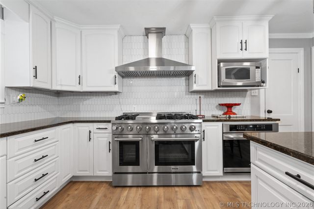 2584 Seminole, Sulphur, OK 73086