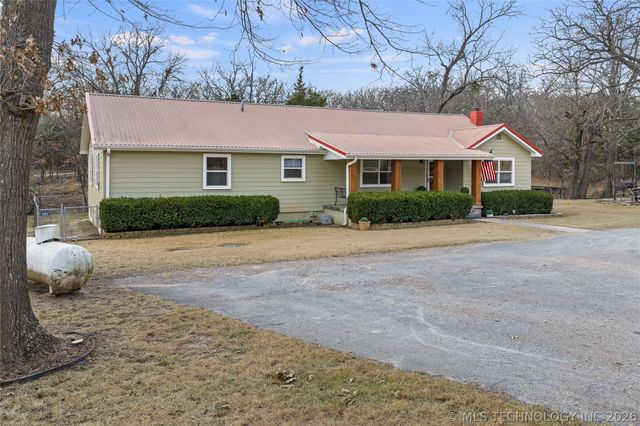 2584 Seminole, Sulphur, OK 73086