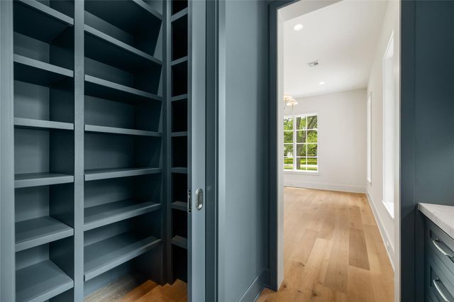 713 W 42nd Street, Houston, TX 77018