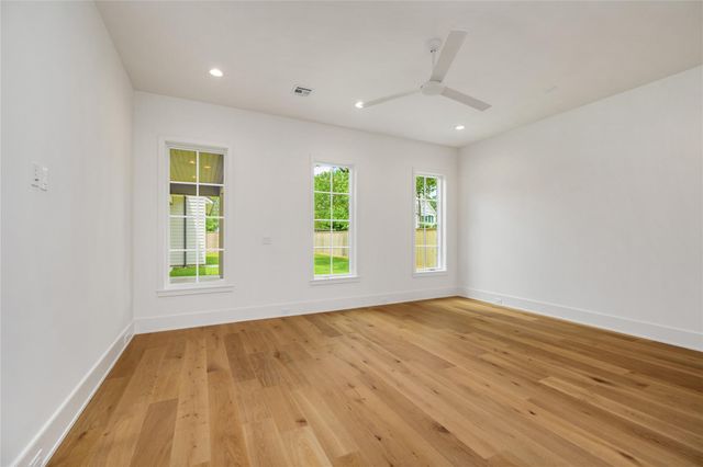 713 W 42nd Street, Houston, TX 77018