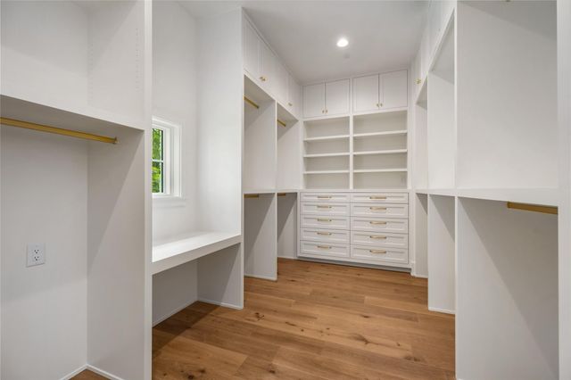 713 W 42nd Street, Houston, TX 77018
