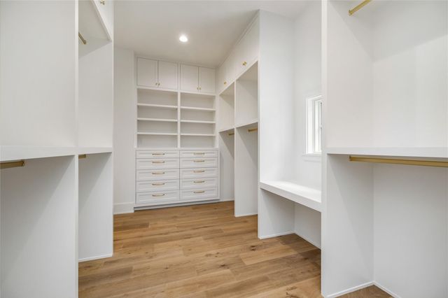 713 W 42nd Street, Houston, TX 77018