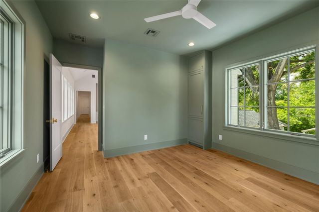 713 W 42nd Street, Houston, TX 77018
