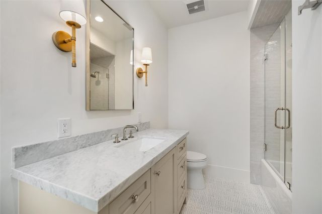 713 W 42nd Street, Houston, TX 77018