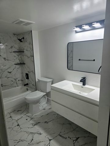 4204 Waterview Circle, Palm Springs, FL 33461