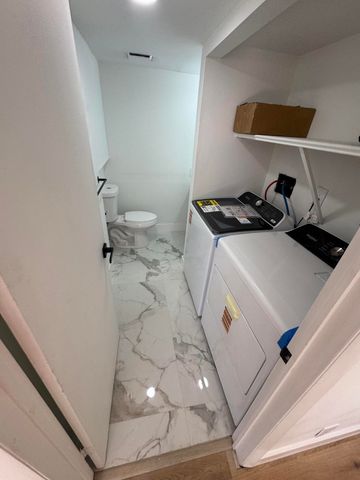 4204 Waterview Circle, Palm Springs, FL 33461