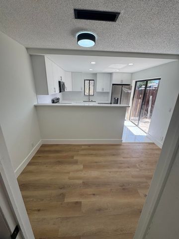 4204 Waterview Circle, Palm Springs, FL 33461