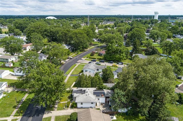 53 Follette Lane, Tonawanda, NY 14150