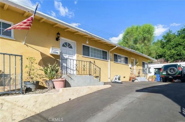 5354 De Roja, Woodland Hills, CA 91364