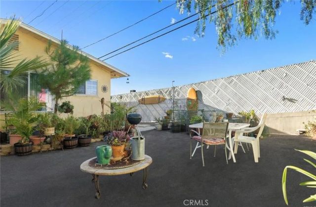 5354 De Roja, Woodland Hills, CA 91364