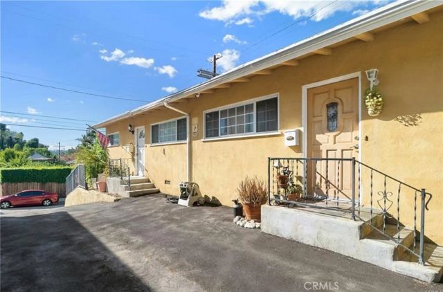 5354 De Roja, Woodland Hills, CA 91364