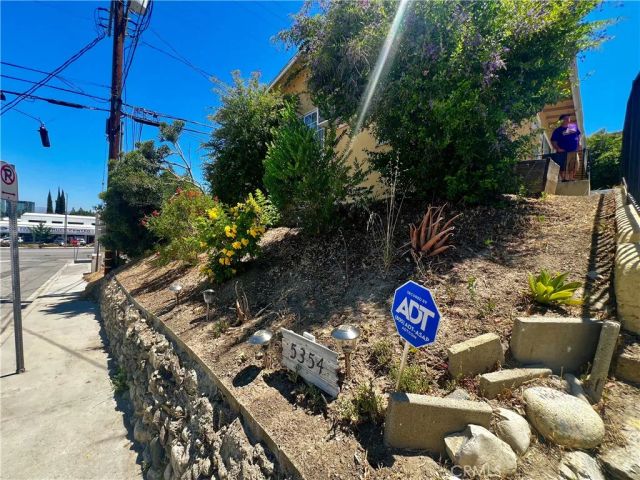 5354 De Roja, Woodland Hills, CA 91364