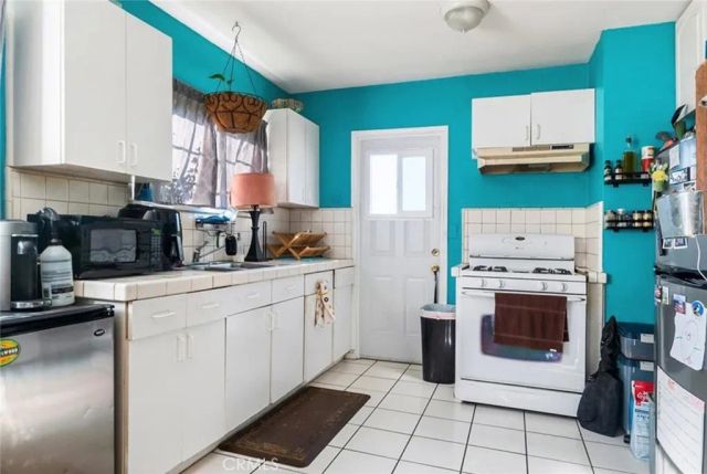 5354 De Roja, Woodland Hills, CA 91364