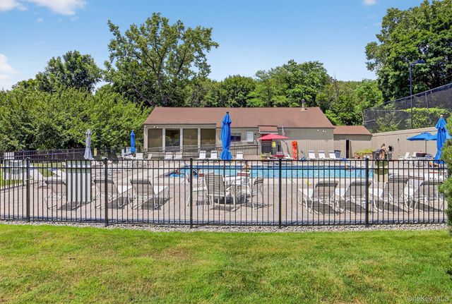 9 Nicole Circle 8, Ossining, NY 10562