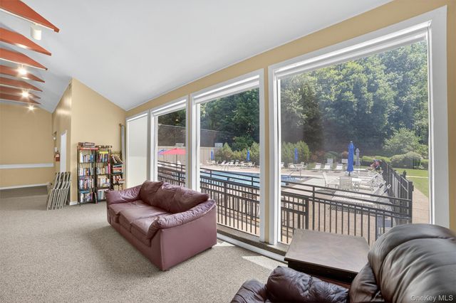 9 Nicole Circle 8, Ossining, NY 10562
