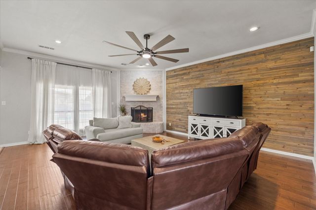1089 Oak Hollow Lane, Combine, TX 75159