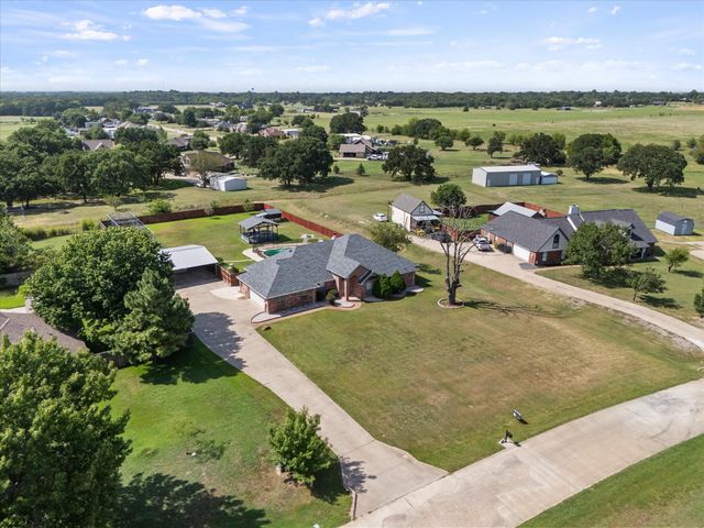 1089 Oak Hollow Lane, Combine, TX 75159