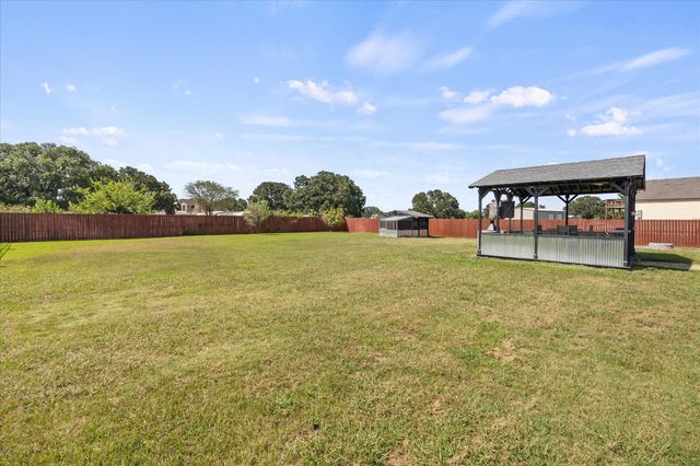 1089 Oak Hollow Lane, Combine, TX 75159