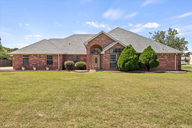 1089 Oak Hollow Lane, Combine, TX 75159