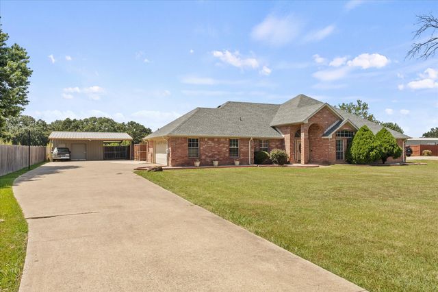 1089 Oak Hollow Lane, Combine, TX 75159