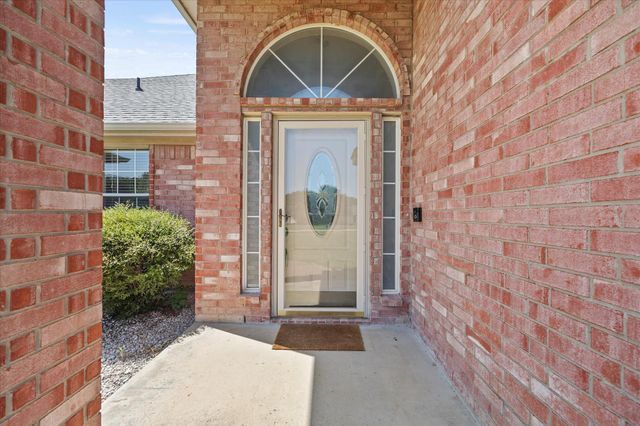 1089 Oak Hollow Lane, Combine, TX 75159