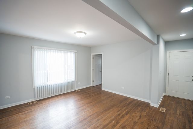 2204 N Nagle Avenue 1, Chicago, IL 60707
