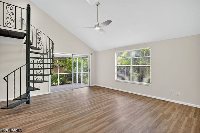 151 Crown DR, Naples, FL 34110