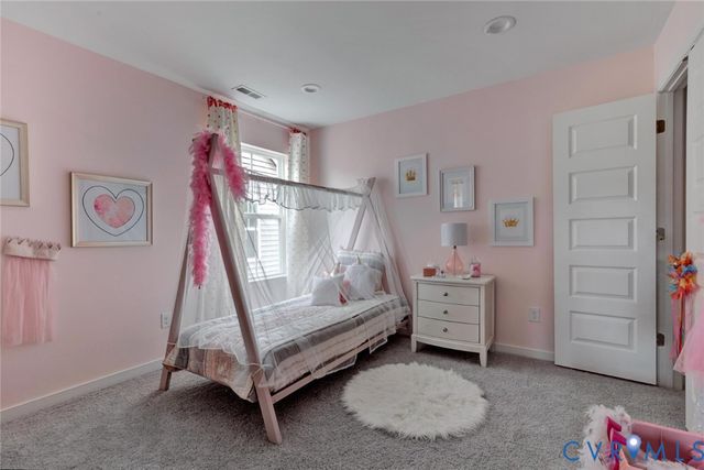 925 Charlemagne Rd, Midlothian, VA 23114