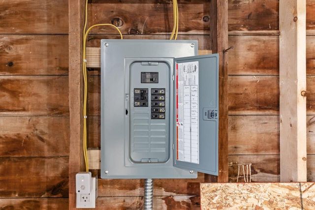 209 Lake Avenue, Montello, WI 53949