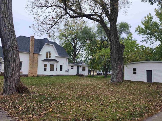 209 Lake Avenue, Montello, WI 53949