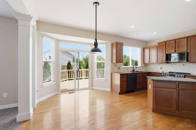 1220 Fox Hollow Drive, Lebanon, OH 45036