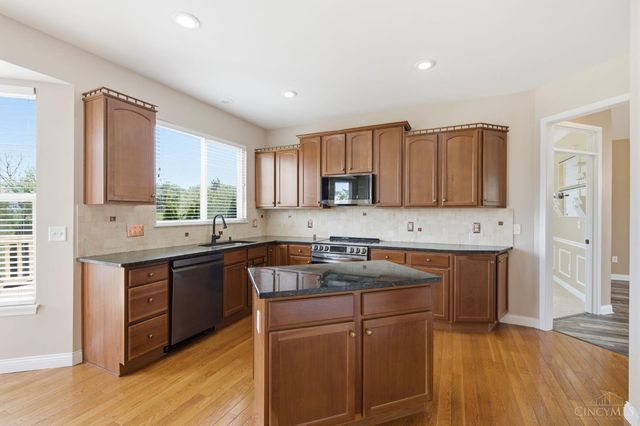 1220 Fox Hollow Drive, Lebanon, OH 45036