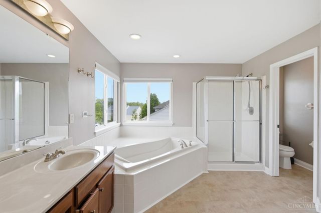 1220 Fox Hollow Drive, Lebanon, OH 45036