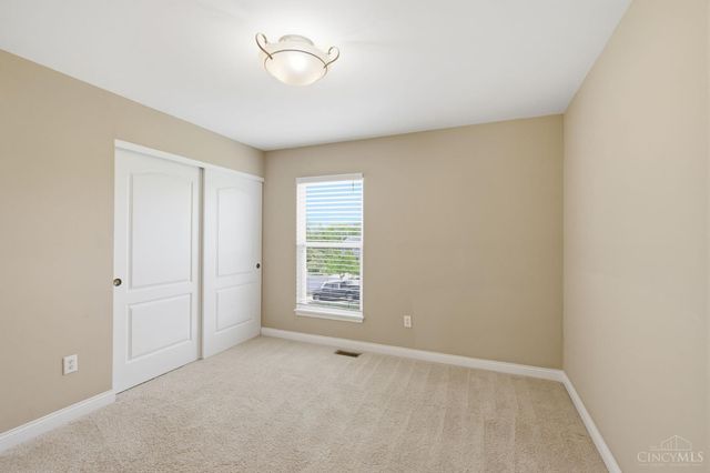 1220 Fox Hollow Drive, Lebanon, OH 45036