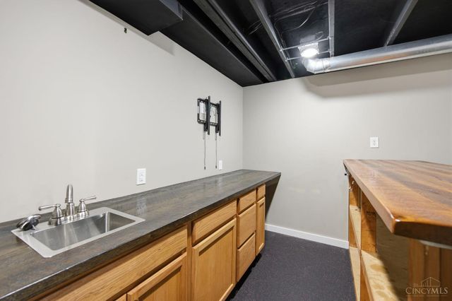 1220 Fox Hollow Drive, Lebanon, OH 45036