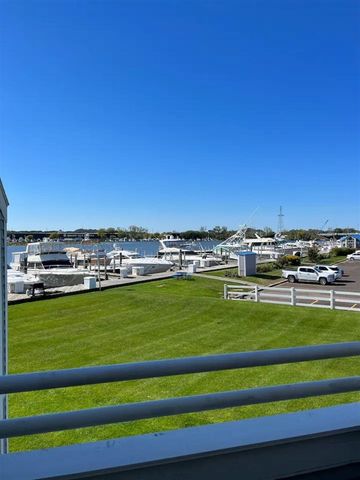 116 Millpoint Drive, Spring Lake, MI 49456
